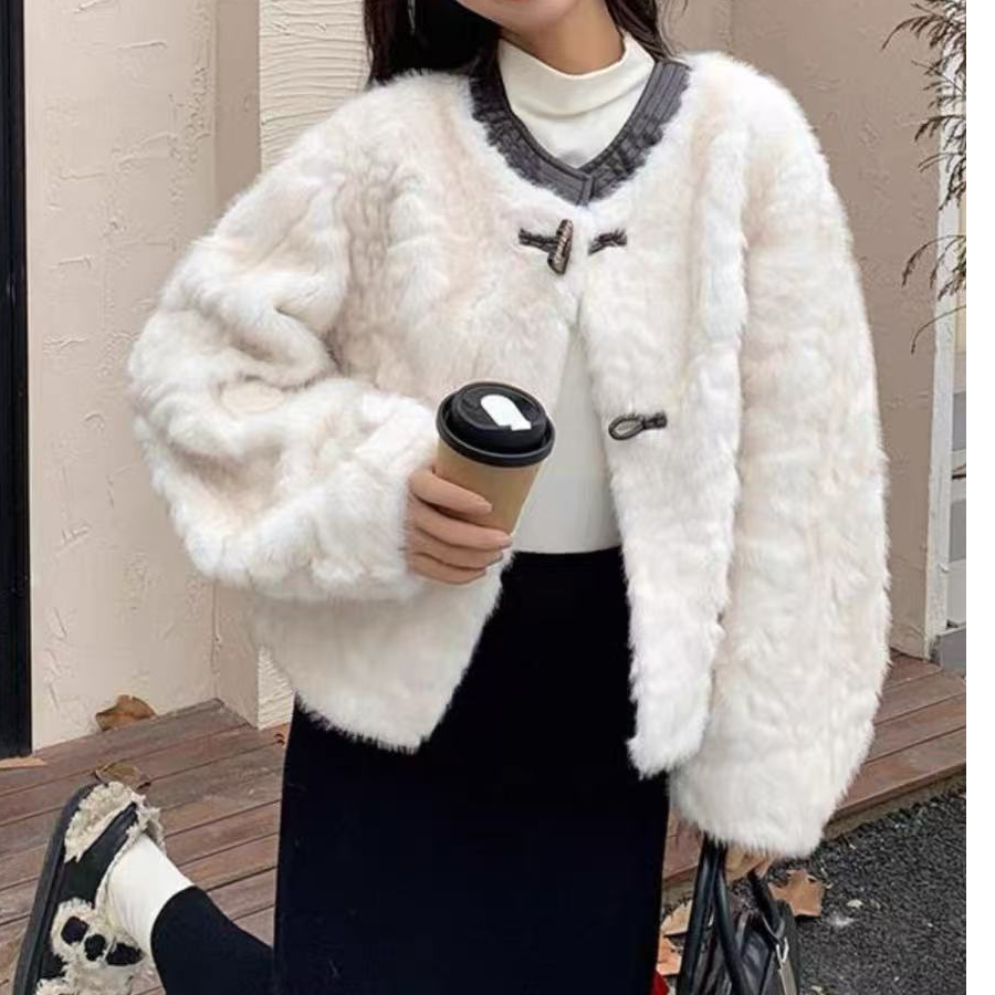 824116冬季时尚毛绒气质短款外套（衣长55CM左右）
