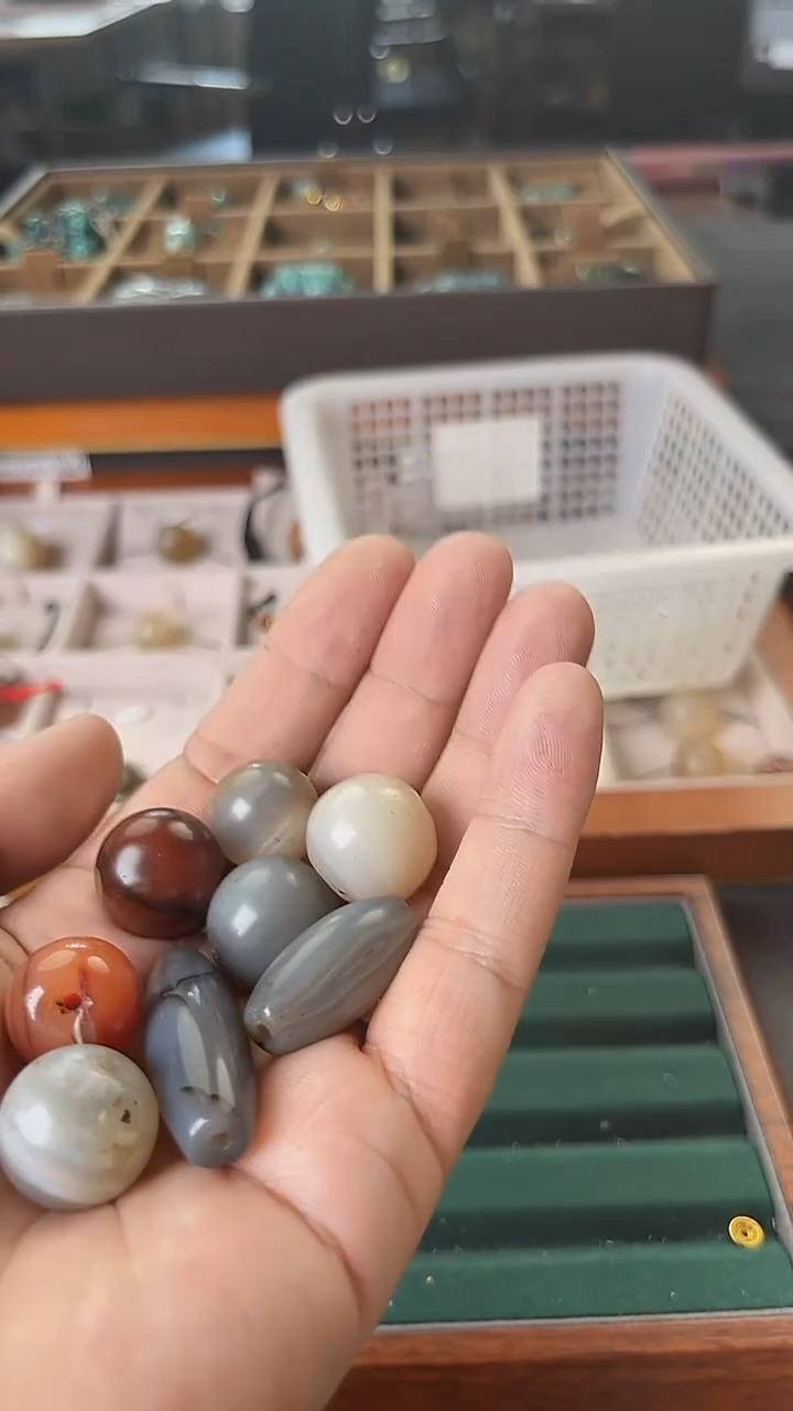 未镶嵌颈饰玛瑙/玉髓耀***光00001