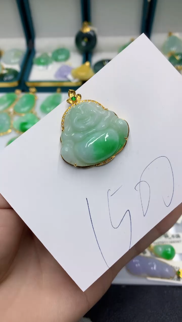 【闪购商品】翡翠颈饰18K金镶嵌翡翠