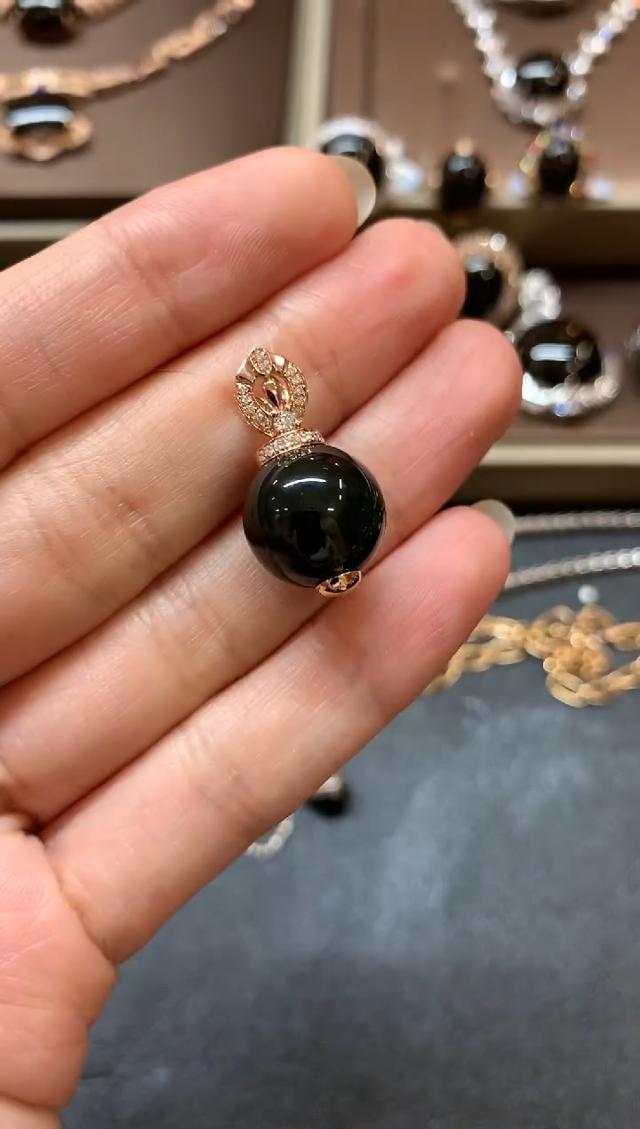 【闪购商品】翡翠吊坠(不含链)18K金镶嵌a44不退换