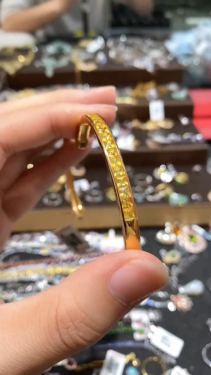 【闪购商品】蓝宝石手镯银S925镶嵌手镯