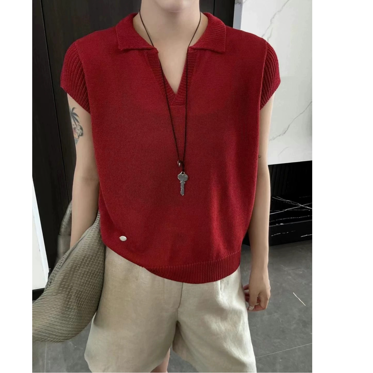 有运费补贴~酒红色V领时尚休闲复古镂空和纸纱上衣