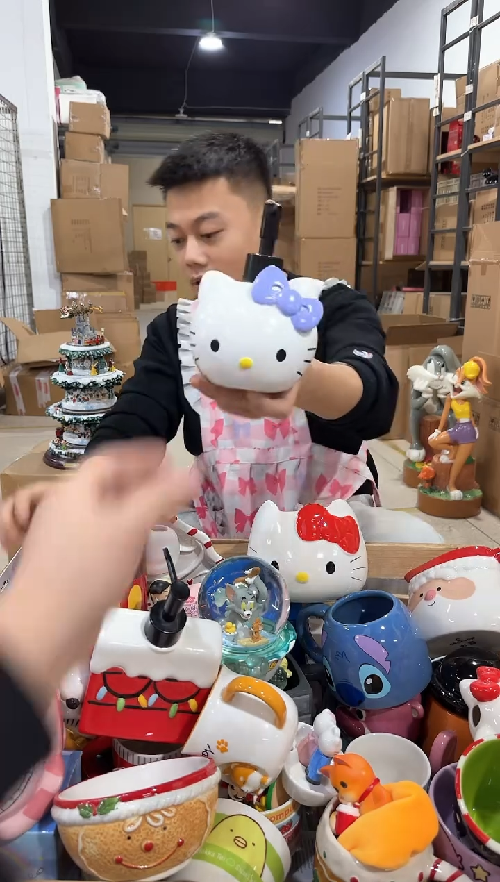 瓷片紫色kt猫头按压瓶