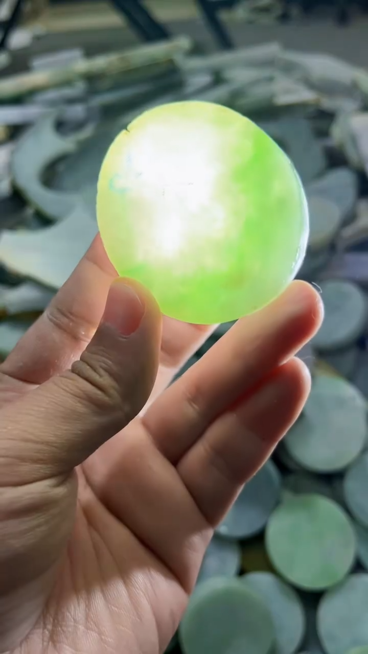 【闪购商品】翡翠挂件未镶嵌A货康壹089