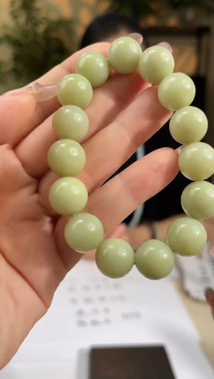 定制和田玉多样性拍一发一250111