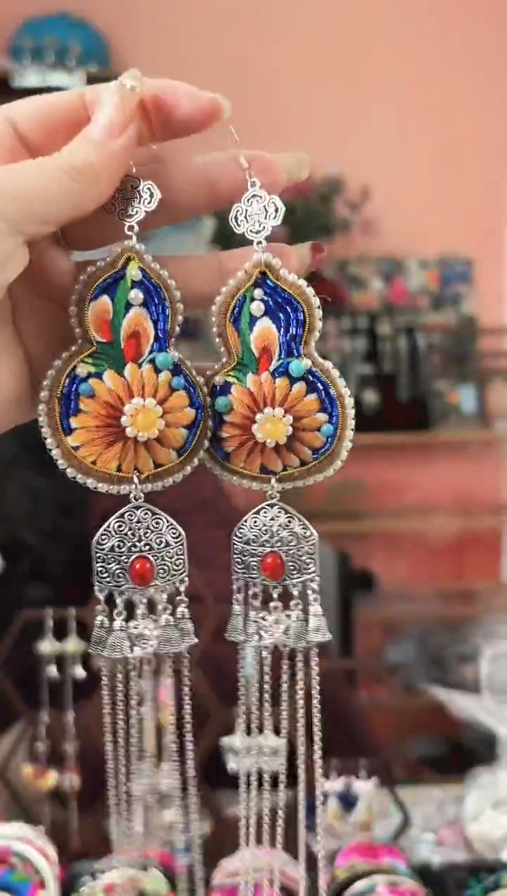 艺枝独绣手工饰品139