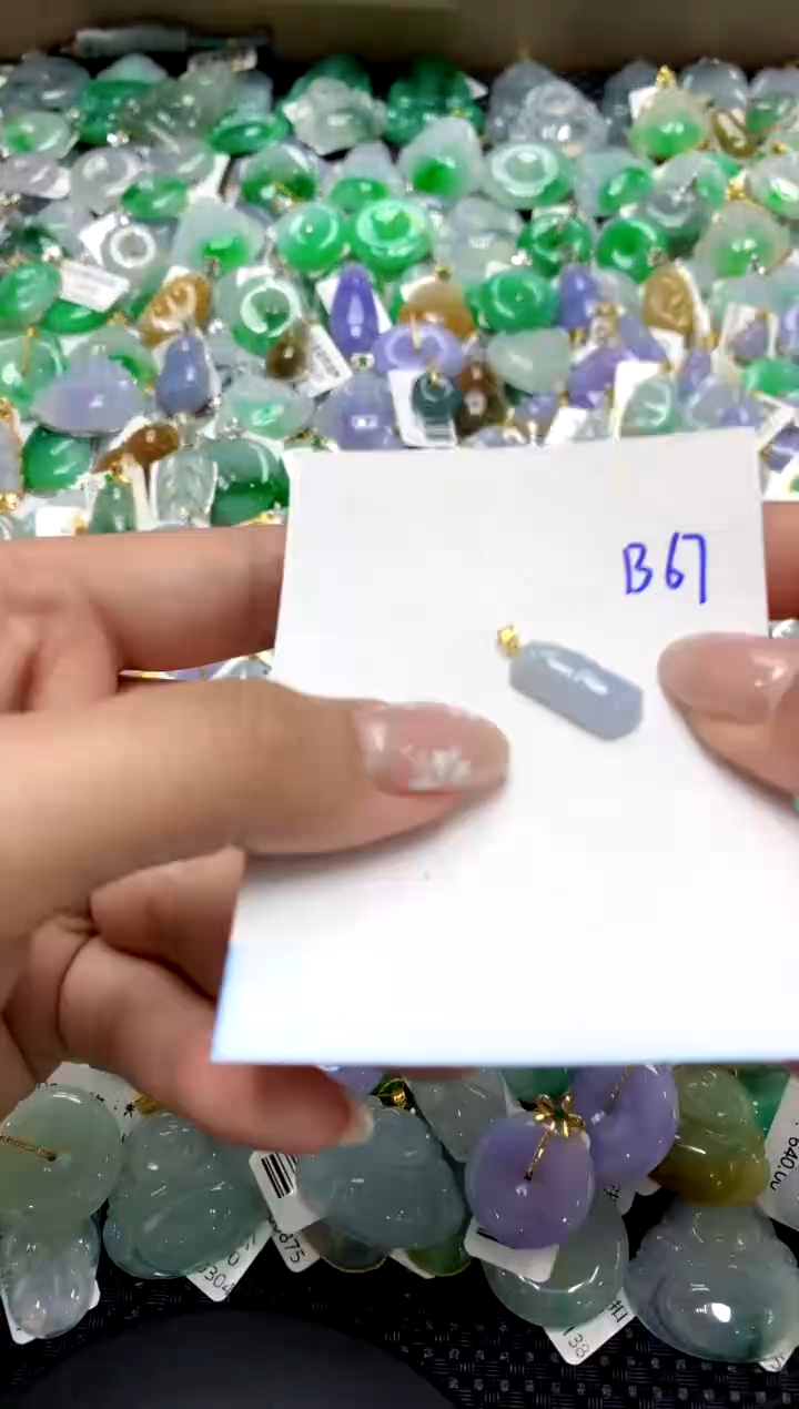 【闪购商品】翡翠颈饰18K金镶嵌111111111111111111