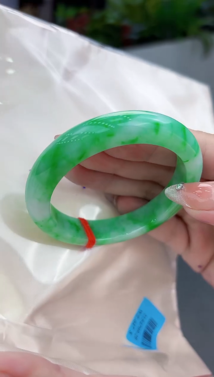 【闪购商品】翡翠手镯未镶嵌翡翠手镯