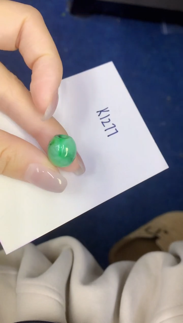 颈饰未镶嵌翡翠缅甸天然翡翠A货