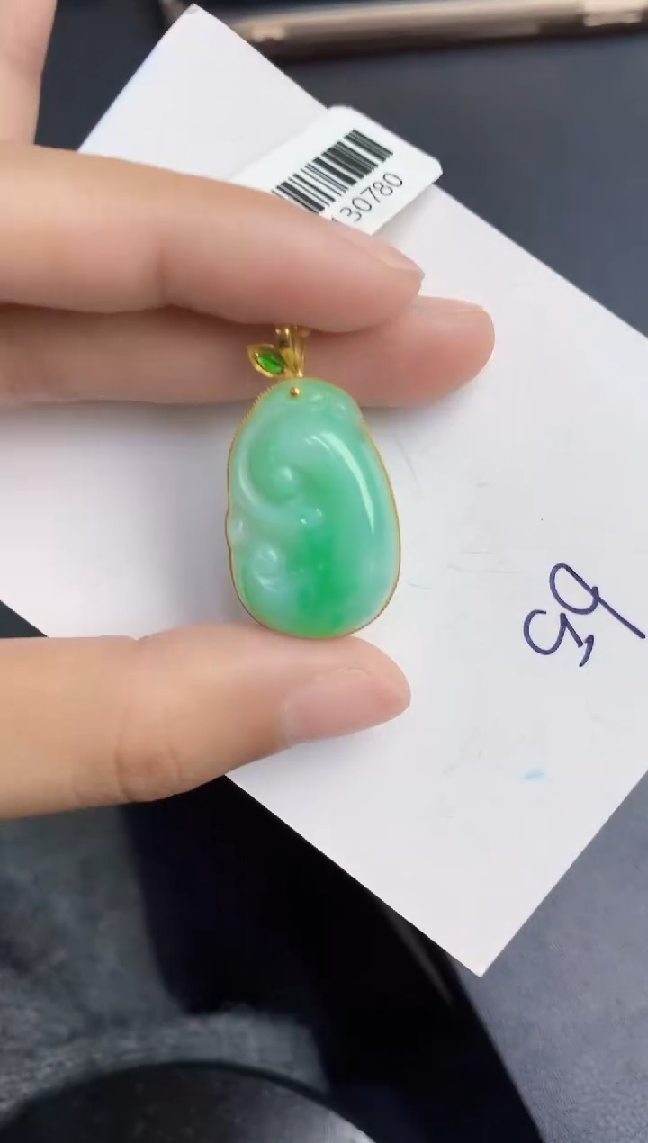 【闪购商品】翡翠颈饰18K金镶嵌000000000