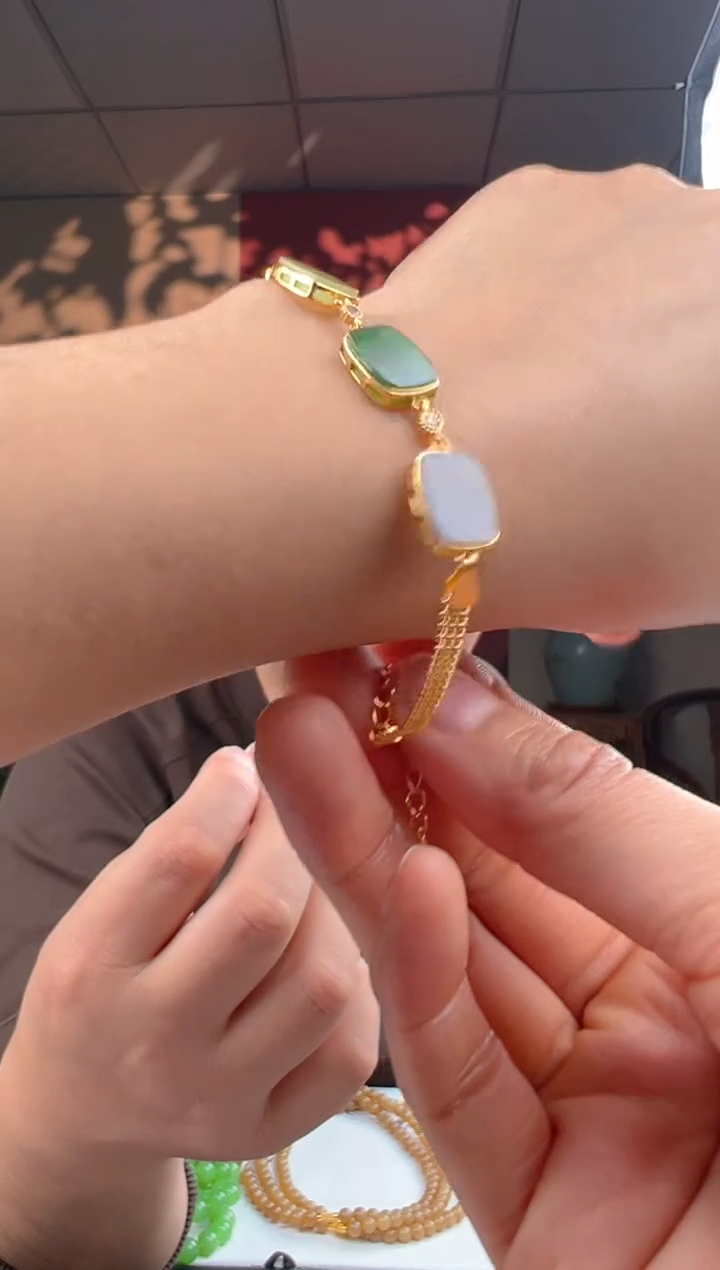 颈饰未镶嵌和田玉a43