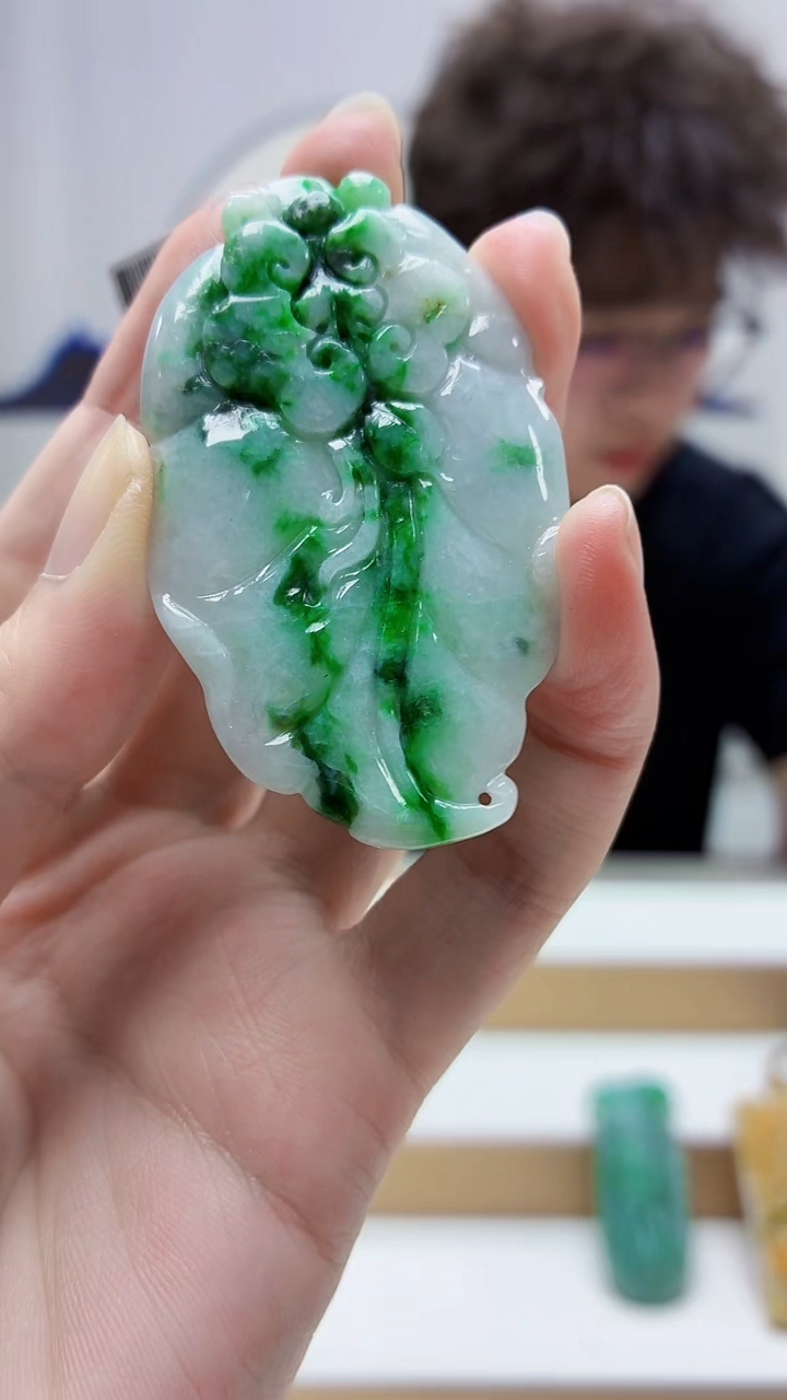 未镶嵌定制翡翠4688zm-毛货挂件叶子19
