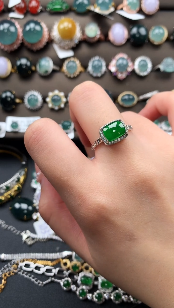 【闪购商品】翡翠戒指银S925镶嵌51241