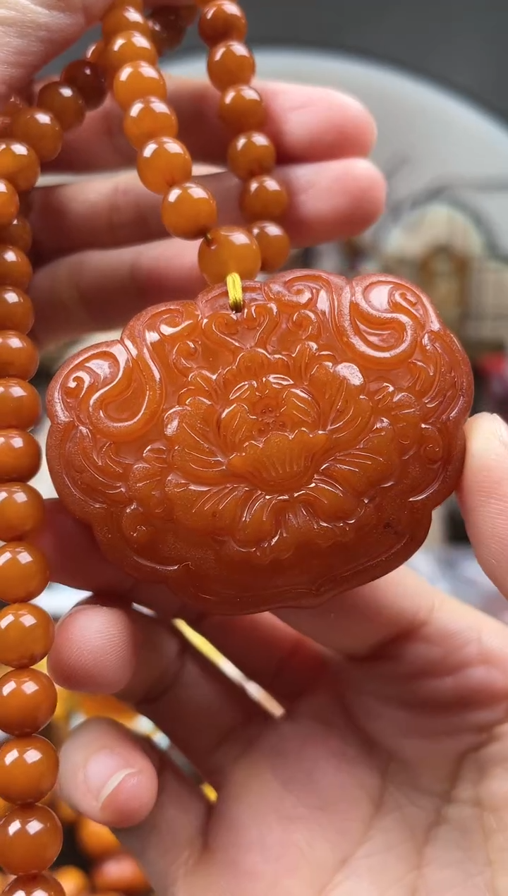 【闪购商品】琥珀裸石未镶嵌首饰 假1赔4 （多样性发货1件