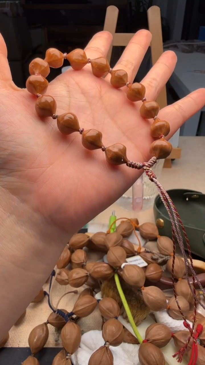 【闪购商品】橄榄核手串/手链橄榄核雕小短油