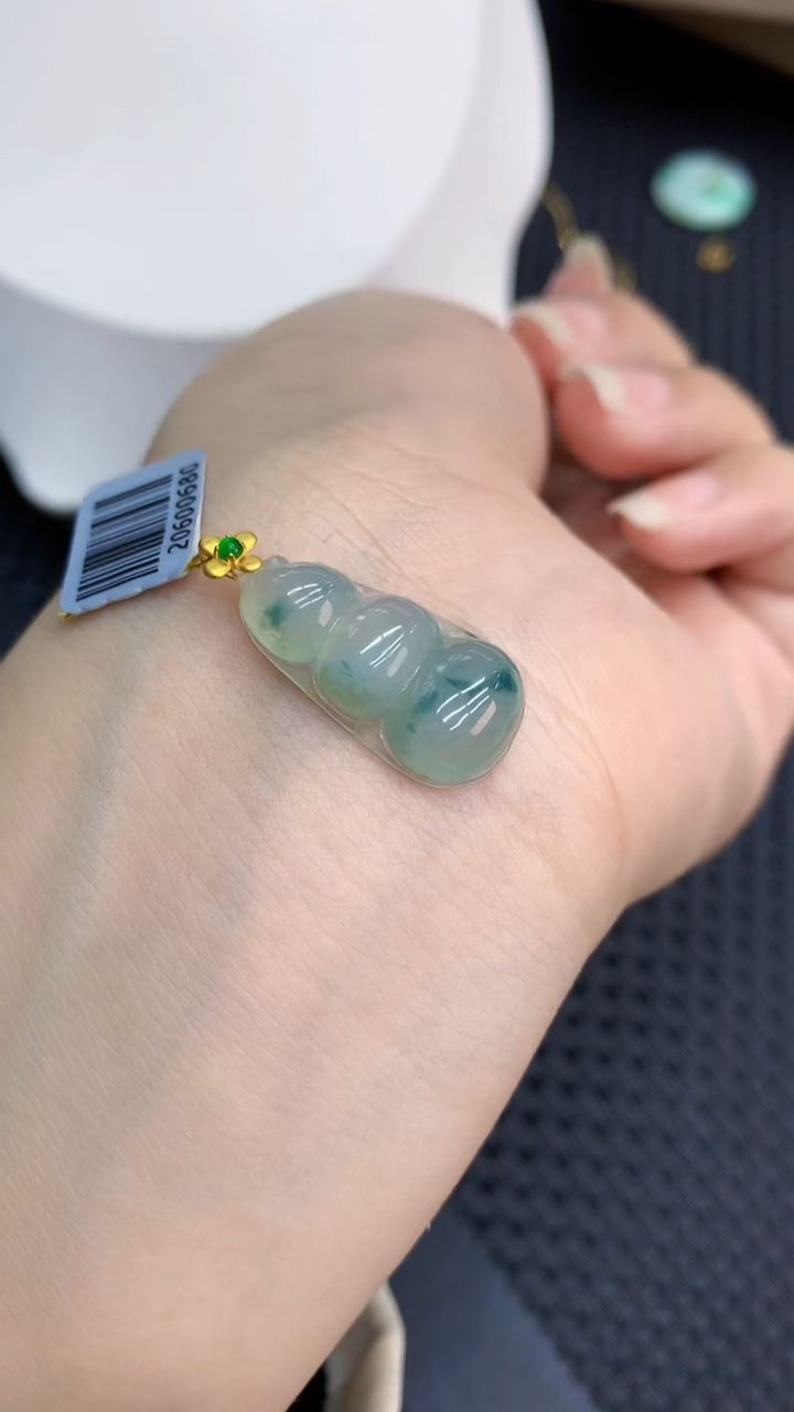 【闪购商品】翡翠颈饰18K金镶嵌            81