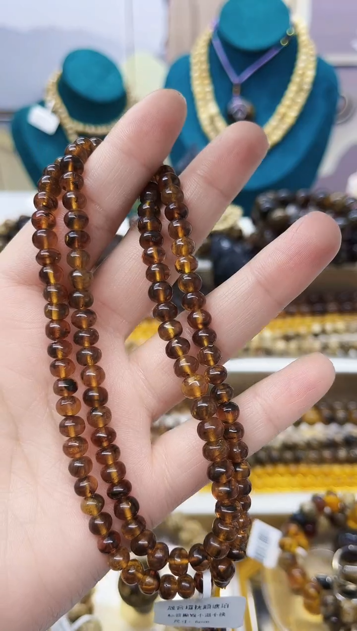 【闪购商品】琥珀颈饰未镶嵌抚顺琥珀6