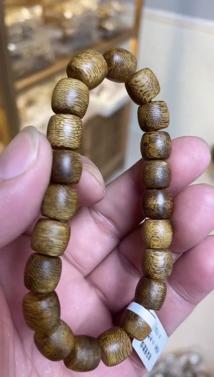 【闪购商品】沉香手串莺歌绿老型单圈1.0+多样性发其一