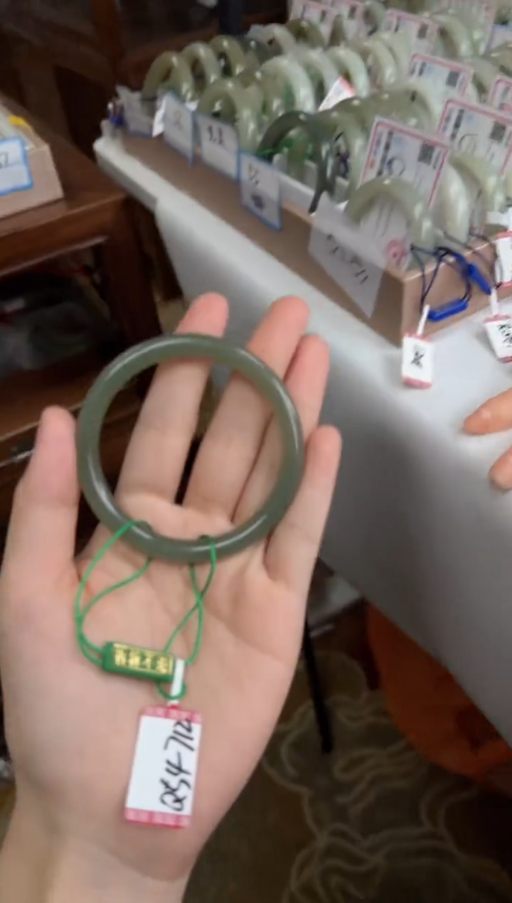 未镶嵌手镯和田玉53