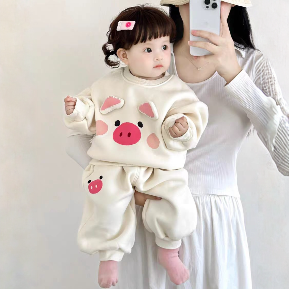 女童秋冬装套装2025新款洋气小月龄加绒卫衣女宝宝冬季分体两件套