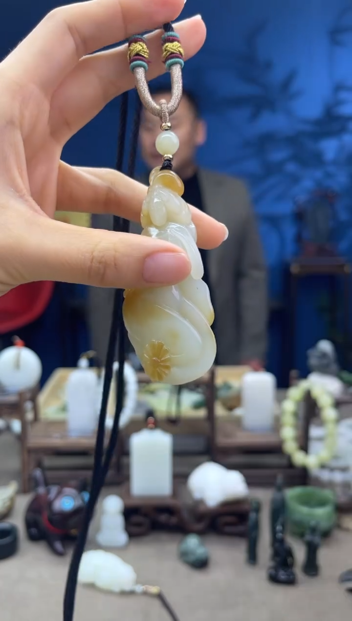 【闪购商品】和田玉颈饰未镶嵌1