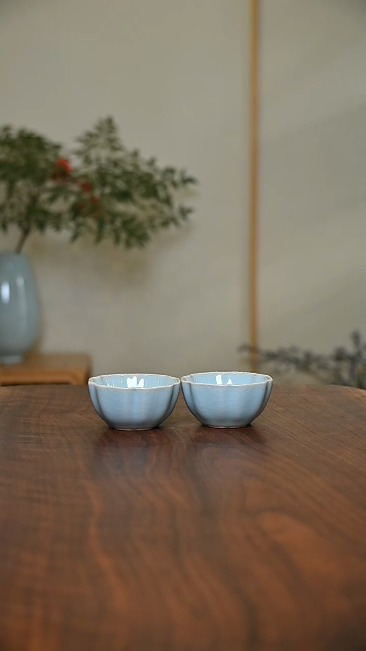 六合泰平杯 天青 微瑕 朱家汝窑款
