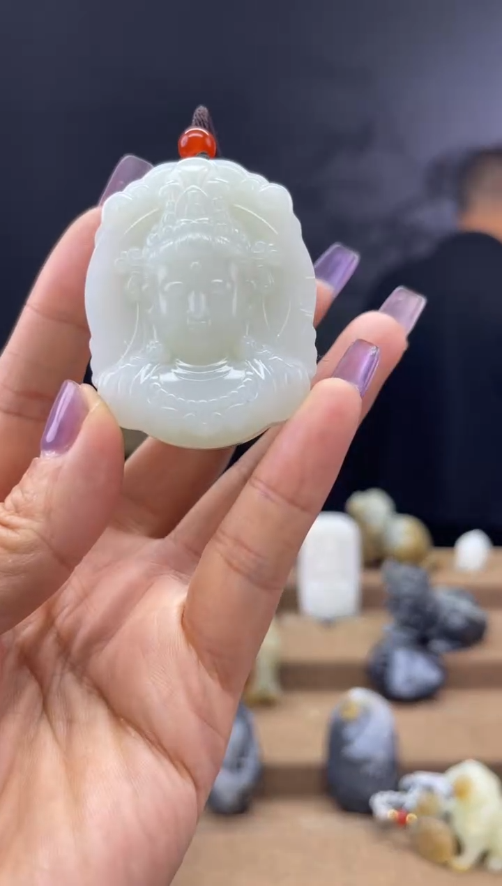 颈饰未镶嵌和田玉1