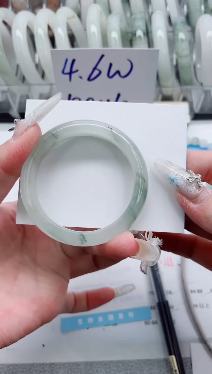 【闪购商品】石英质玉手镯未镶嵌A180-50.3