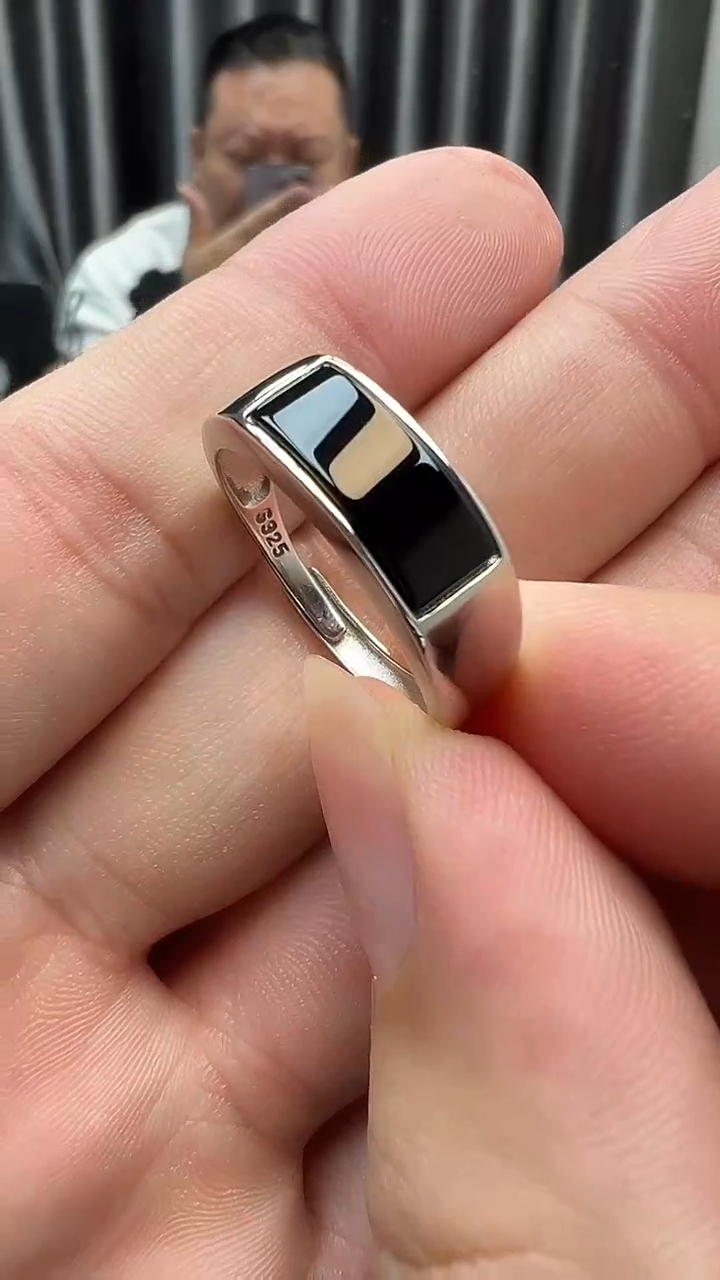 银S925镶嵌戒指玛瑙/玉髓玛瑙戒指