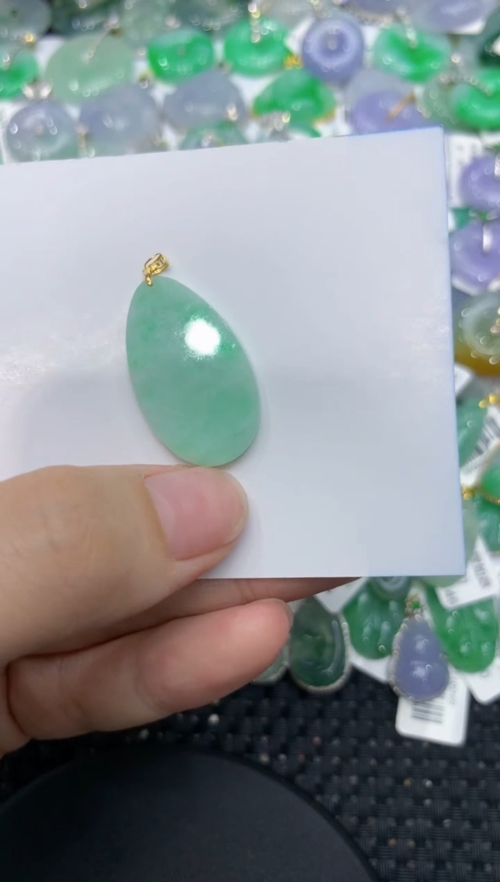 【闪购商品】翡翠颈饰18K金镶嵌1111111111