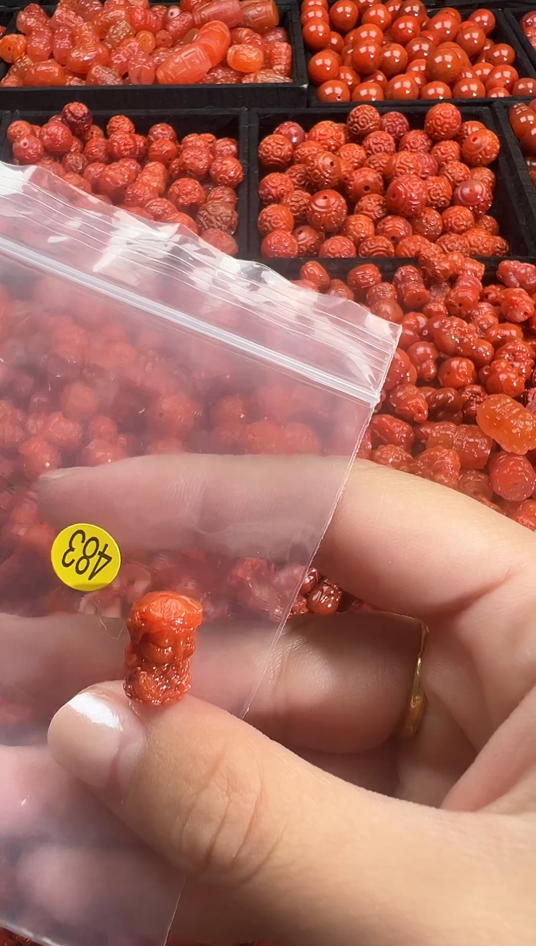 颈饰未镶嵌南红玛瑙1