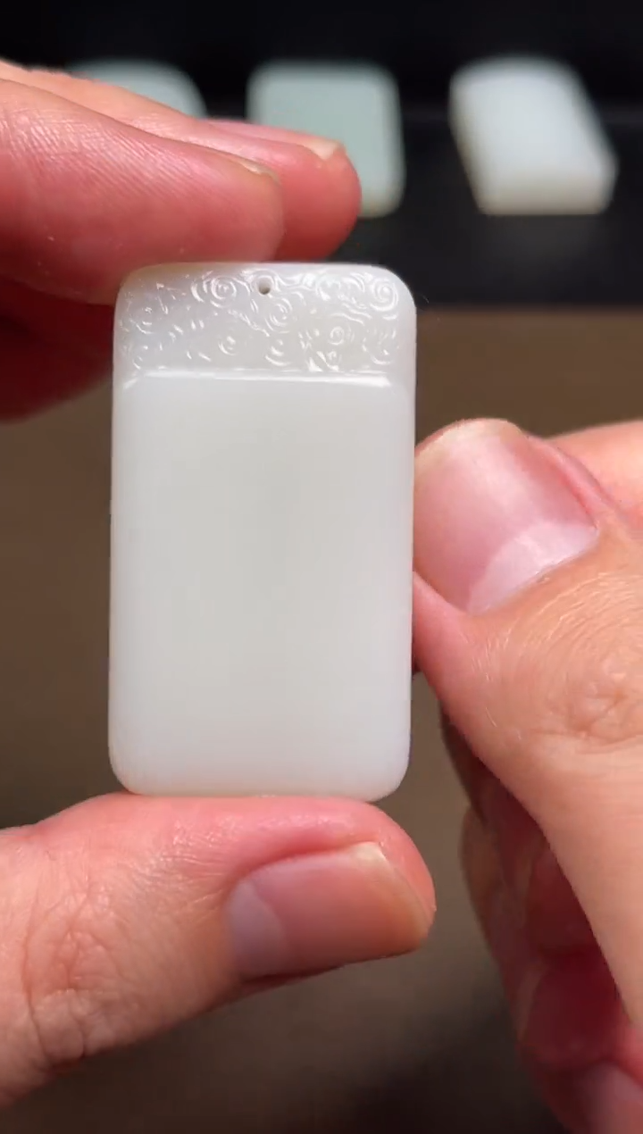 颈饰未镶嵌和田玉8 