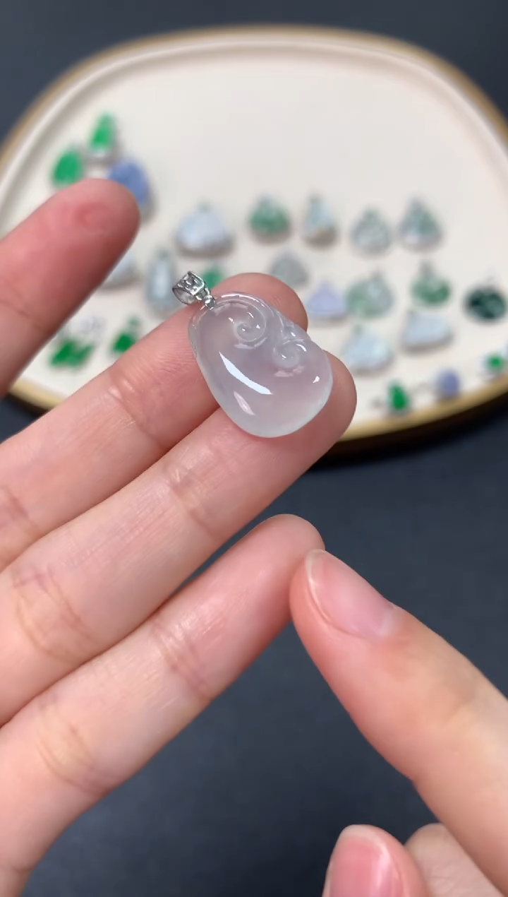 【闪购商品】翡翠吊坠(不含链)18K金镶嵌799