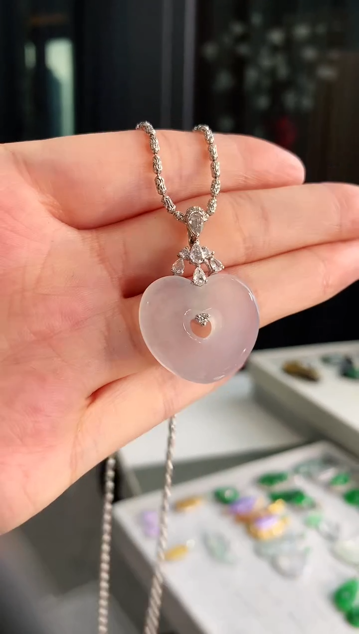 【闪购商品】翡翠吊坠(不含链)18K金镶嵌吊坠