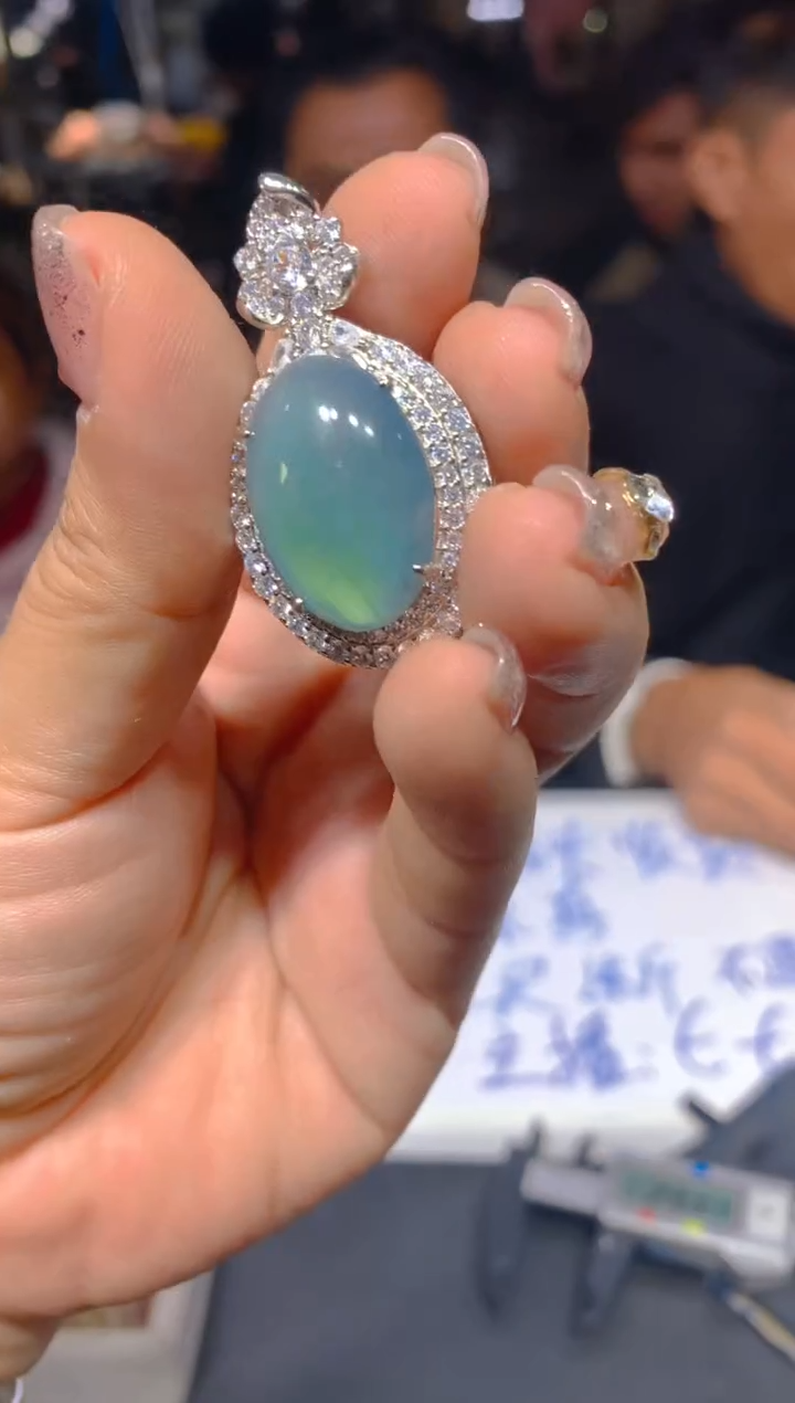 【闪购商品】定制翡翠未镶嵌31定制翡翠-多样性发货（发其一）