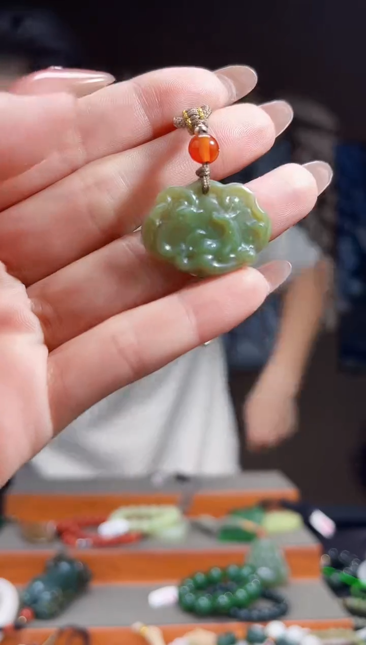 【闪购商品】和田玉颈饰未镶嵌拍一发一