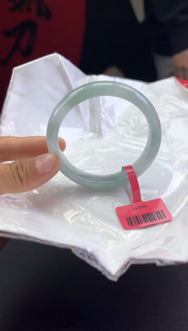 【闪购商品】翡翠手镯未镶嵌6翡翠手镯