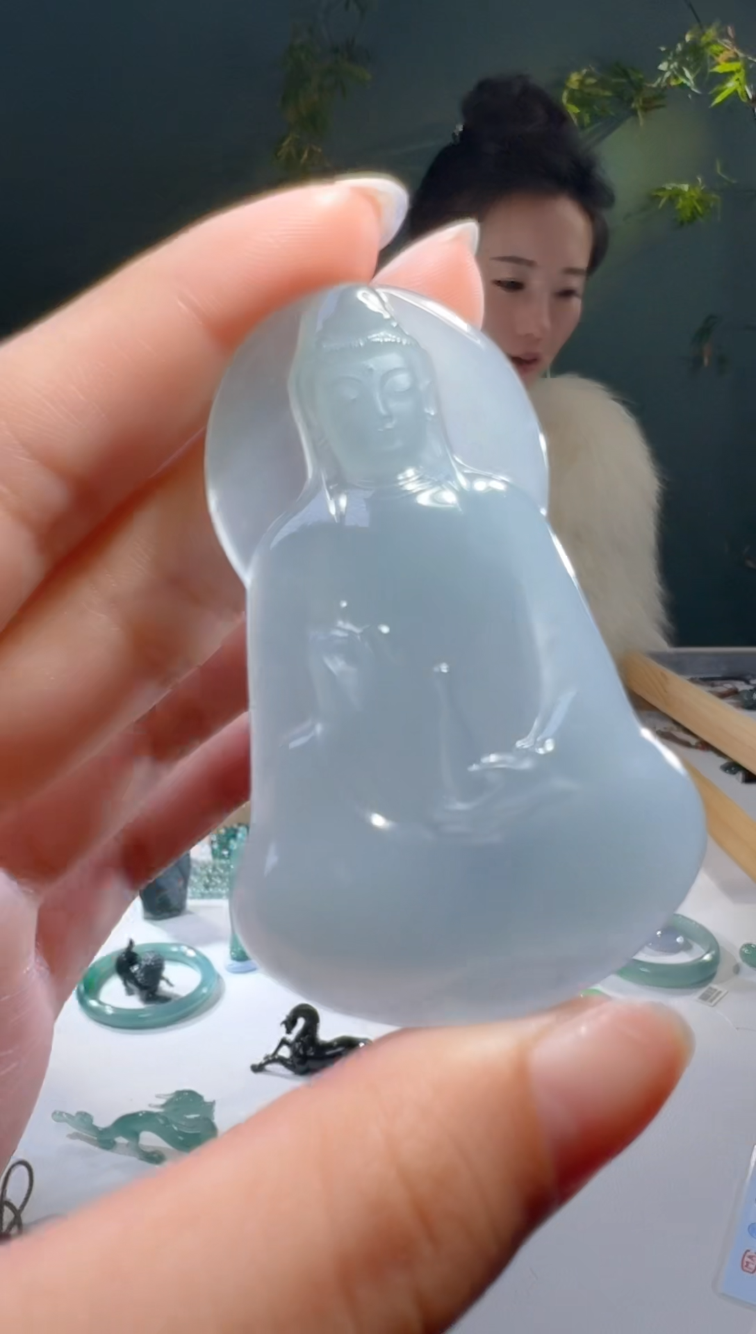 【闪购商品】翡翠颈饰未镶嵌天然A货翡翠观音
