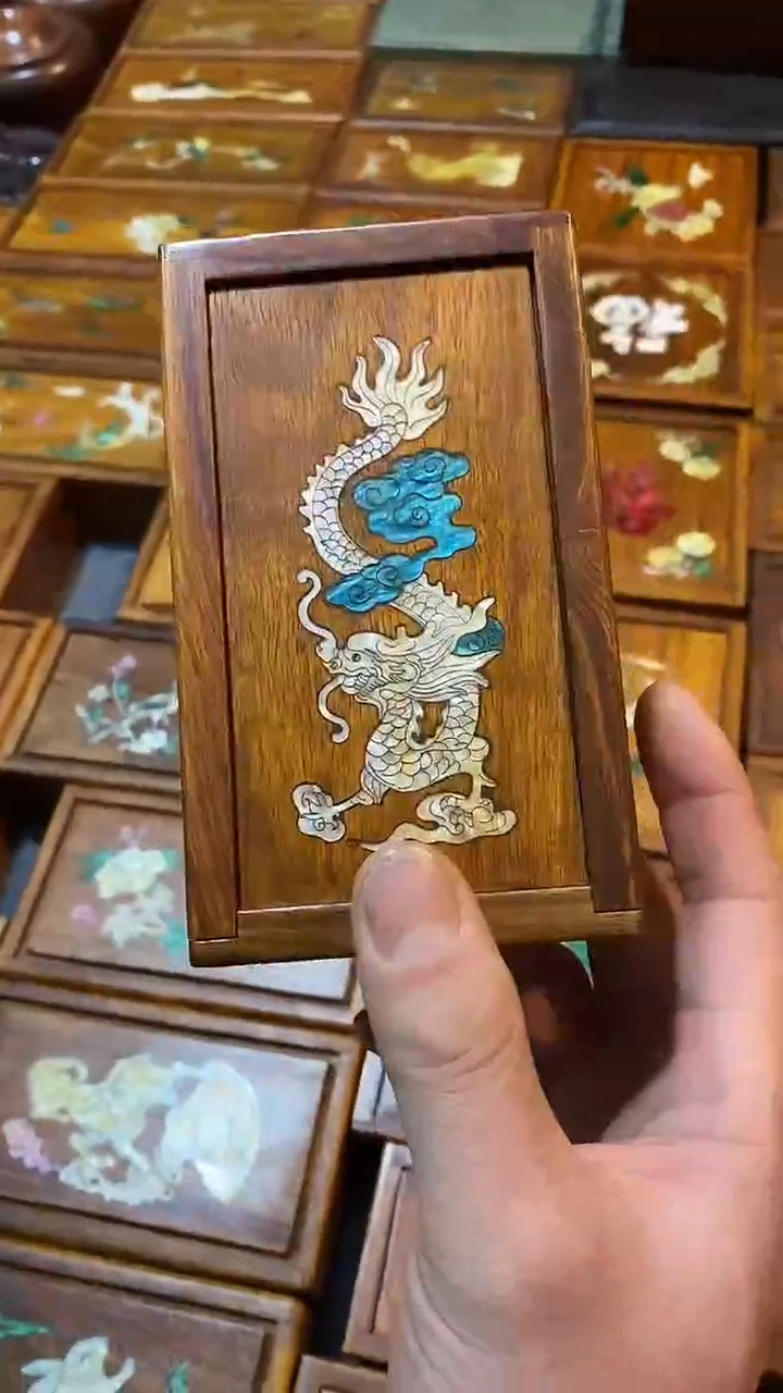 木盒子111111111111111