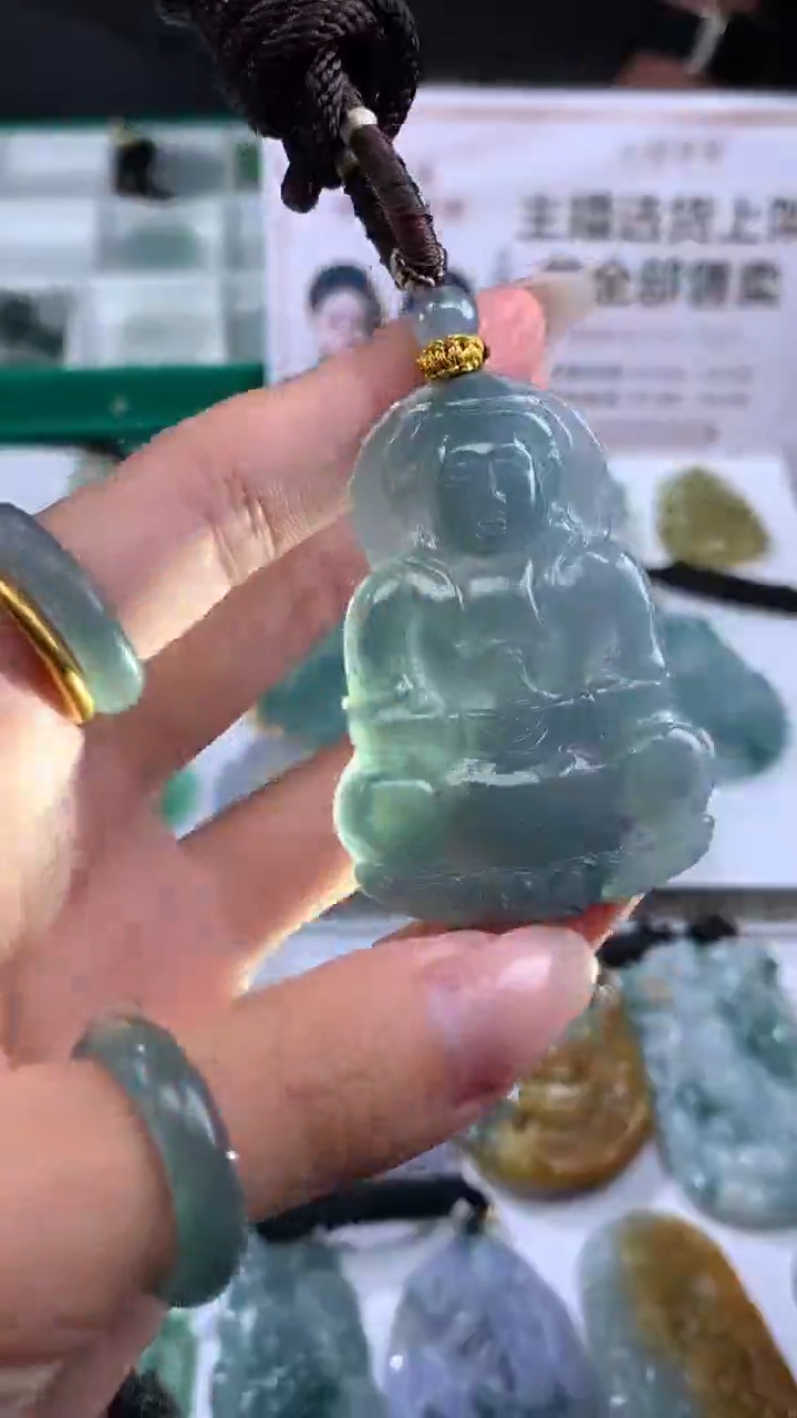 【闪购商品】定制翡翠未镶嵌不退不换随机发CMH1件-A