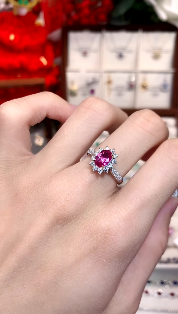 【闪购商品】彩色蓝宝石戒指18K金镶嵌1.26ct/天然宝石/七天无理由