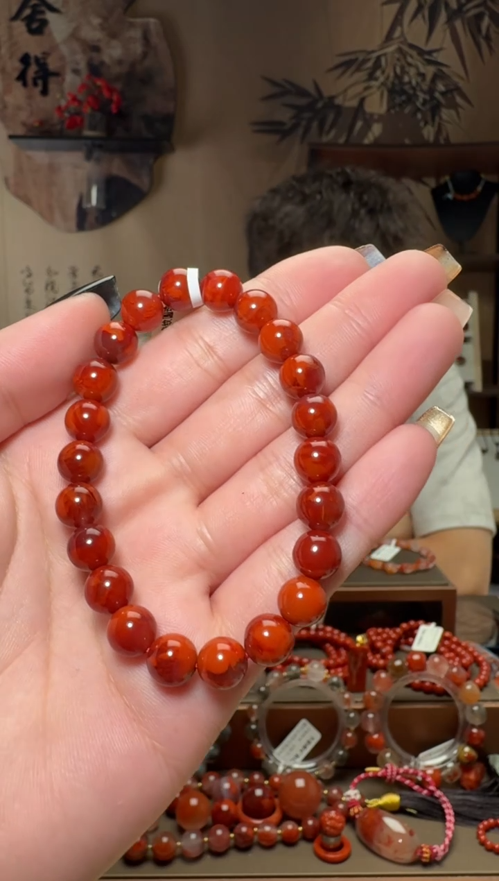 未镶嵌原矿无优化无注胶手串南红玛瑙一条约8mm