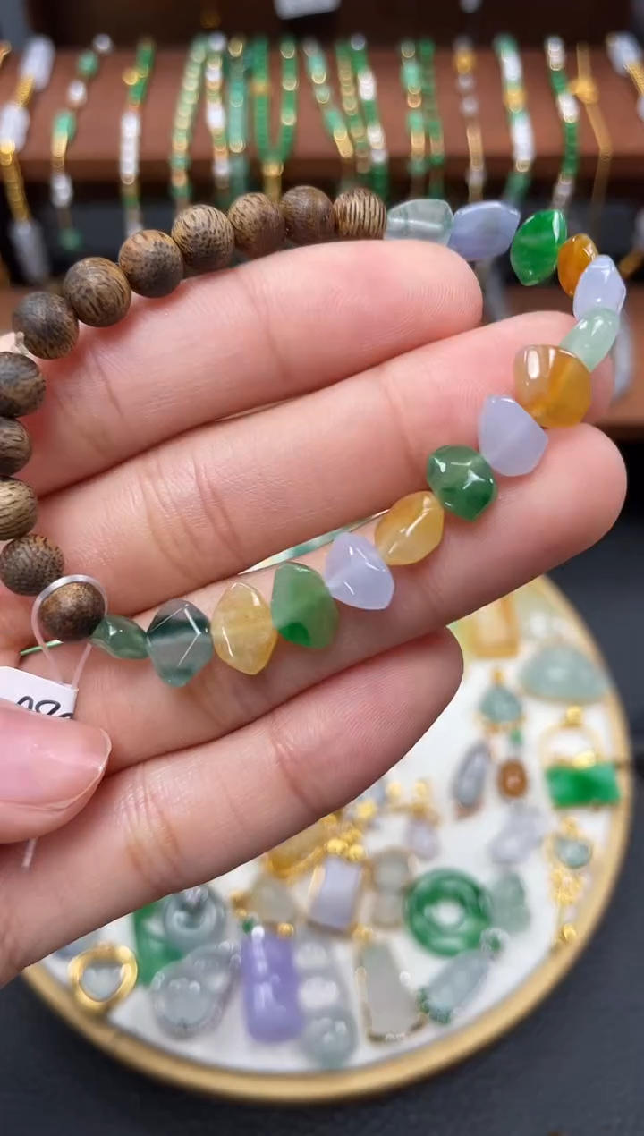 【闪购商品】翡翠套链未镶嵌一个 JK528