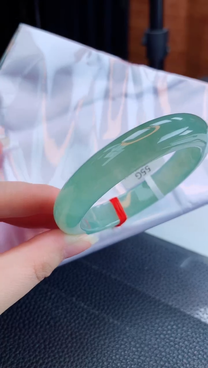 【闪购商品】翡翠手镯未镶嵌缅甸天然翡翠A货手镯