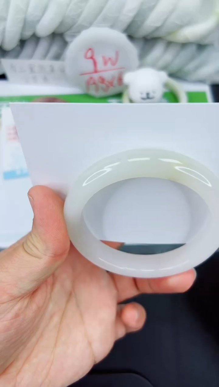 【闪购商品】石英质玉手镯未镶嵌387-56.2