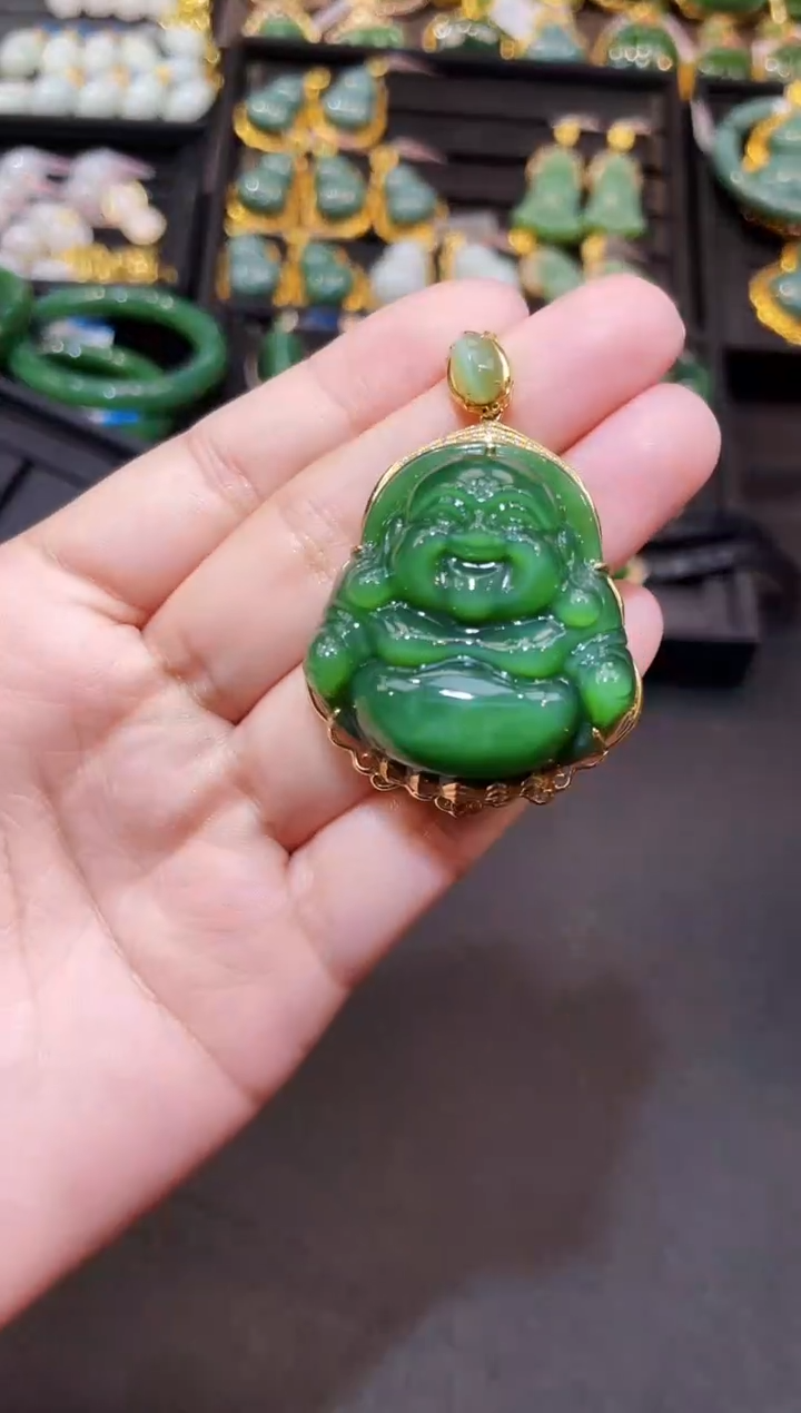 和田玉18K金镶嵌吊坠(赠链)38MM 多样性发一