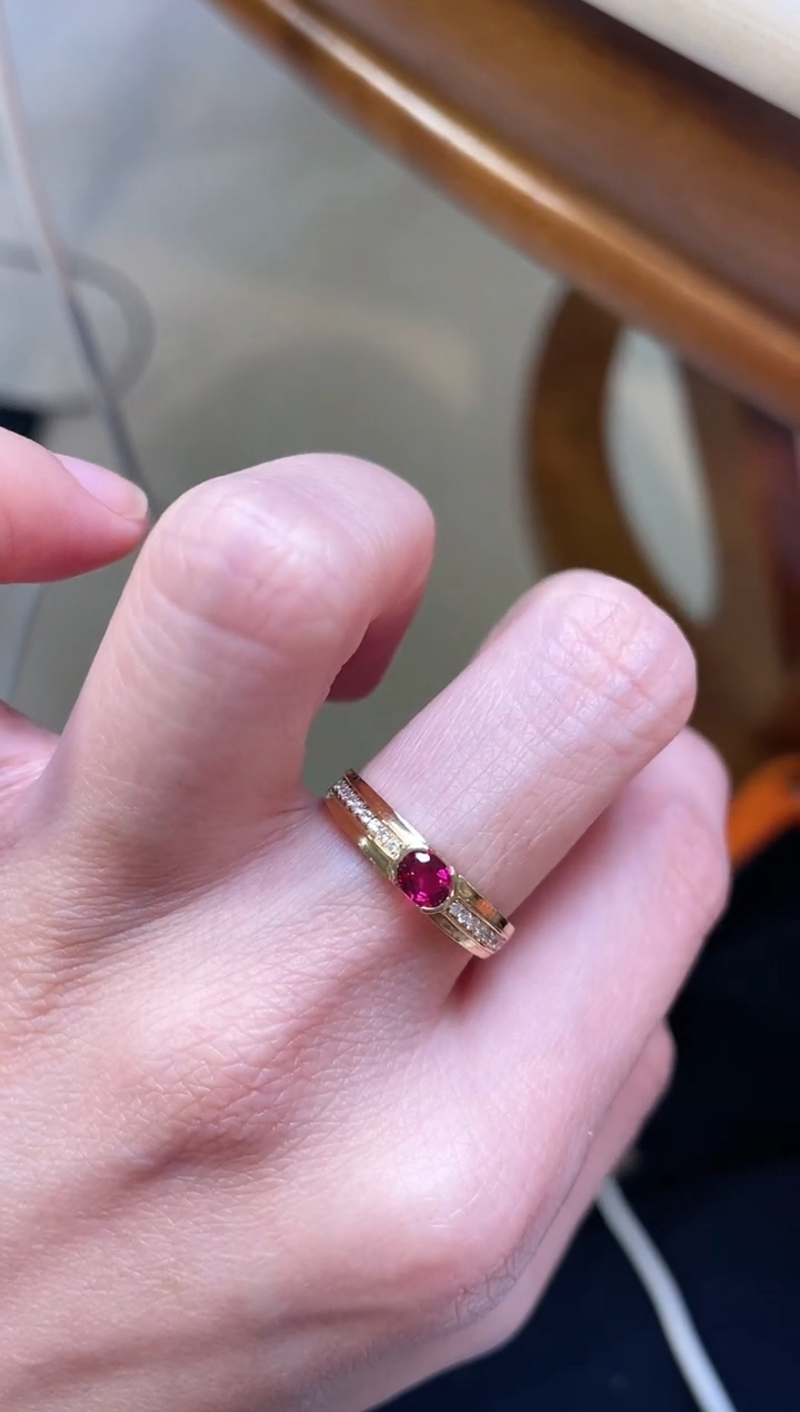 【闪购商品】红宝石戒指18K金镶嵌主石：0.40ct