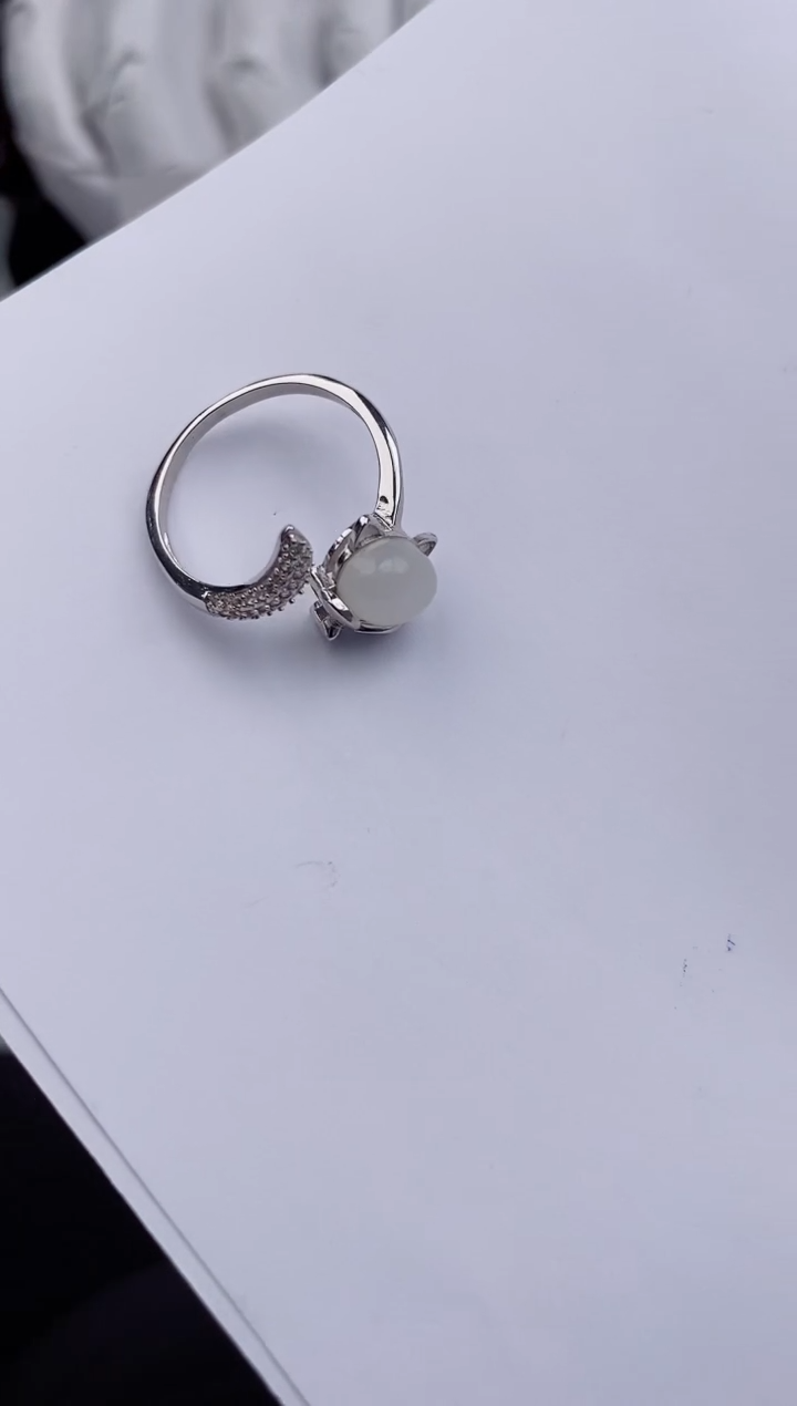 【闪购商品】和田玉戒指未镶嵌0666微色差T狐狸