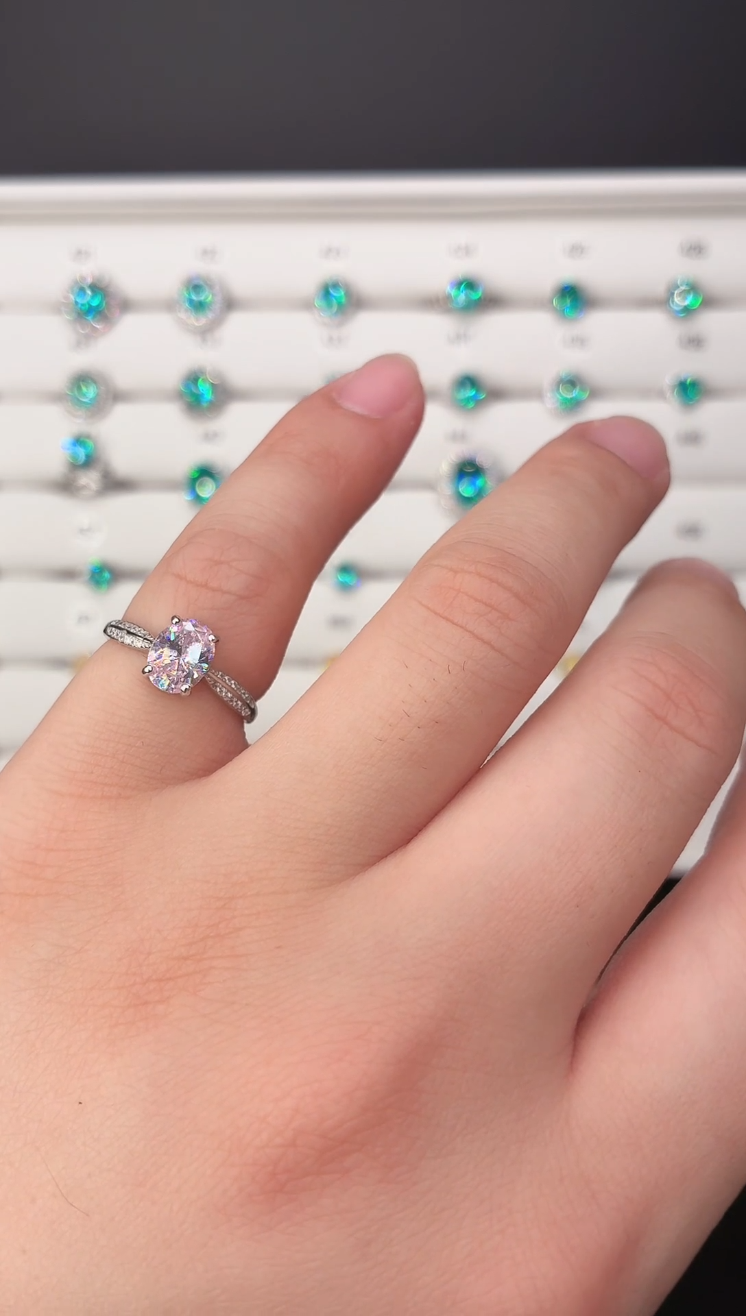 银S925镶嵌戒指绿柱石（摩根石）123456789