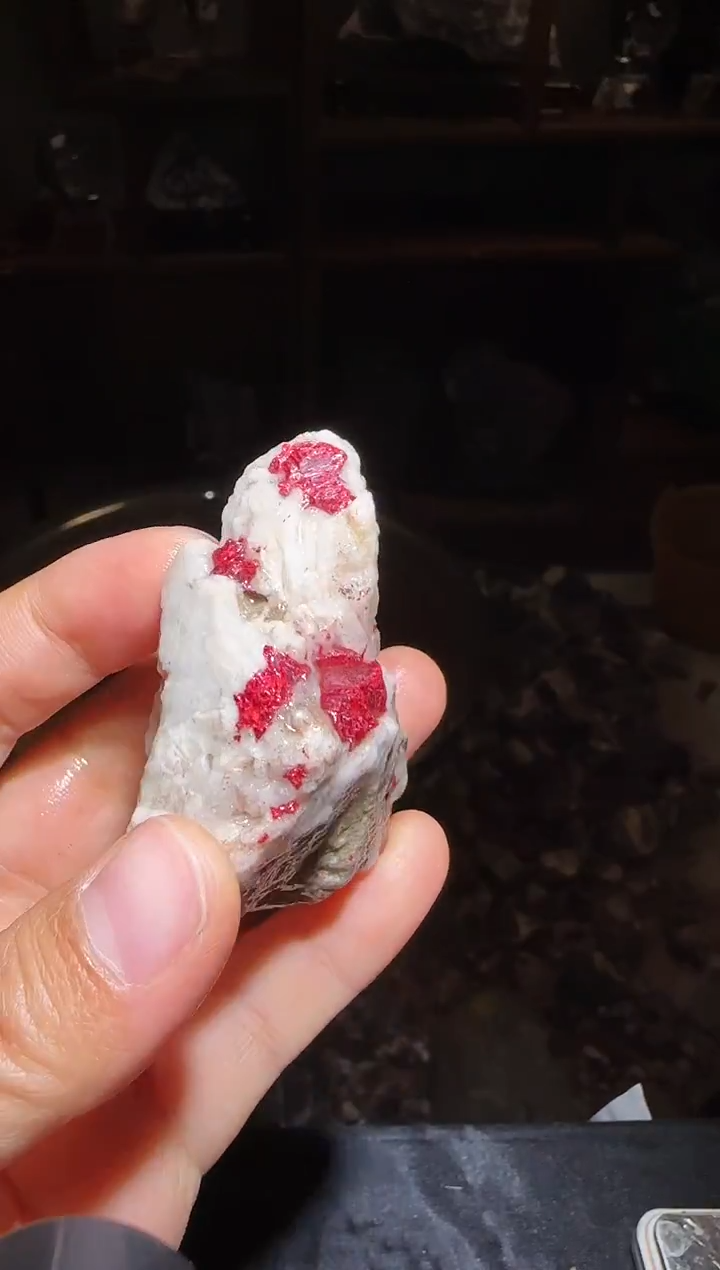 天然辰砂朱砂毛料4